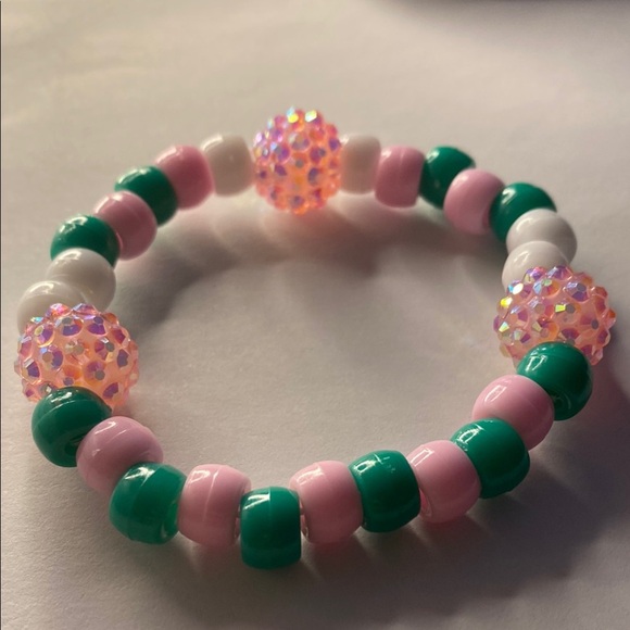 Pink and Green Beaded Bracelet - Picture 2 of 2